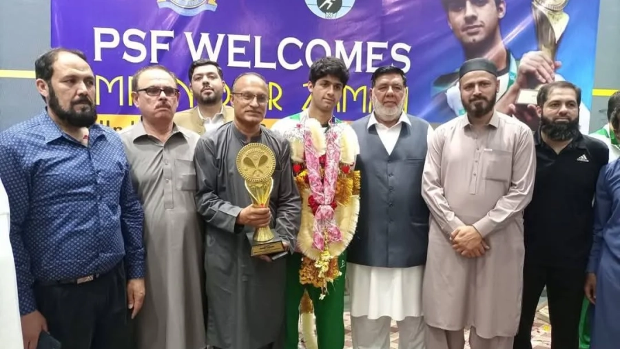 Grand Welcome for Under-23 World Squash Champion Noor Zaman in Peshawar