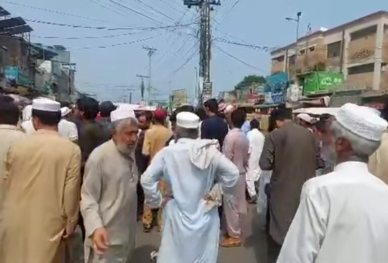 Rickshaw Drivers Protest in Charsadda Against "Cruel" Road Tax