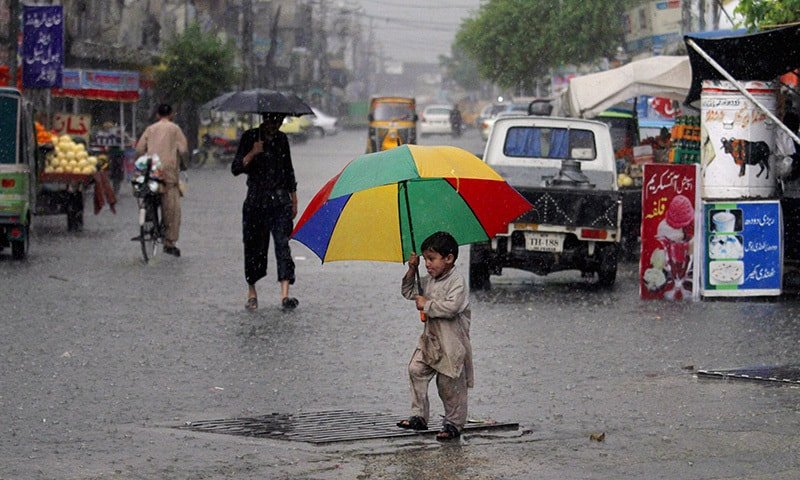 rain continued in peshawar