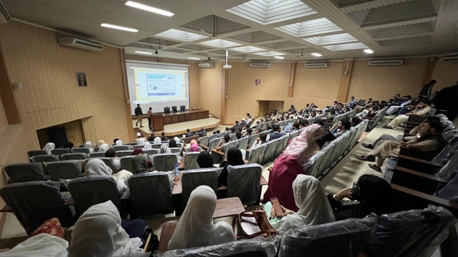 Khyber Pakhtunkhwa Health Care Commission organizes one-day seminar at Lady Reading Hospital Peshawar