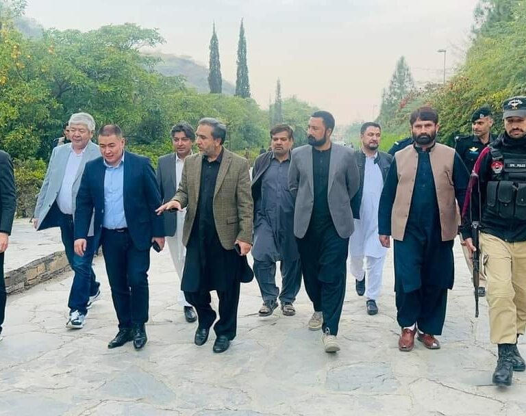 A special visit of the Ambassador of Kyrgyzstan to Mardan along with his colleagues