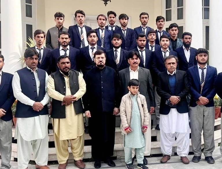 study-visit-of-26-students-of-balochistan-residential-college-zhob-to-governor-house-peshawar