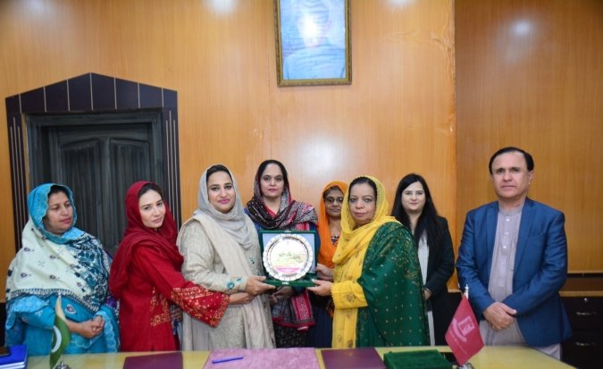 Agreement between Shaheed Benazir Bhutto Women University and PCB