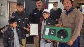 Distribution of relief money to heirs of police martyrs, children