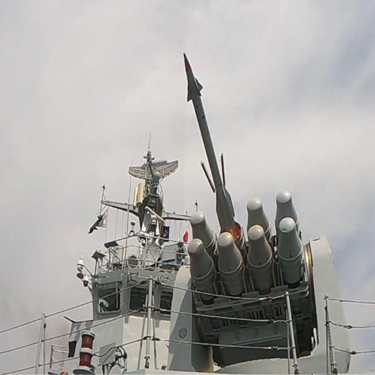 پاک بحریہ کا مشق سی سپارک 2024 کے اختتام پر فائر پاور کا کامیاب مظاہرہ