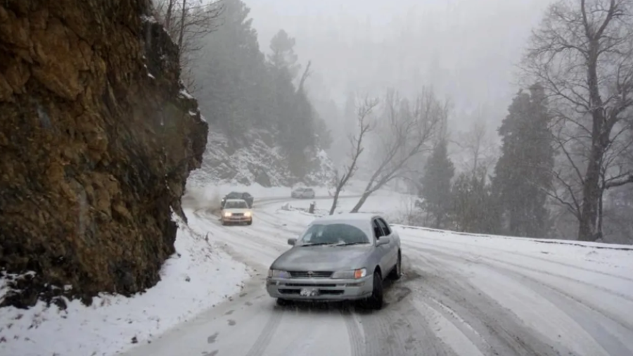 Khyber Pakhtunkhwa warns of more rain and snowfall