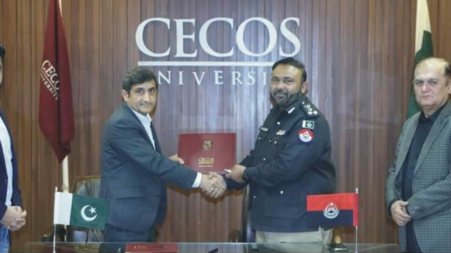 Great gift to police from Frontier Corps Hospital and CECOS University