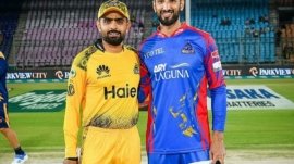 After a thrilling match, Peshawar Zalmi defeated Karachi Kings by 2 runs