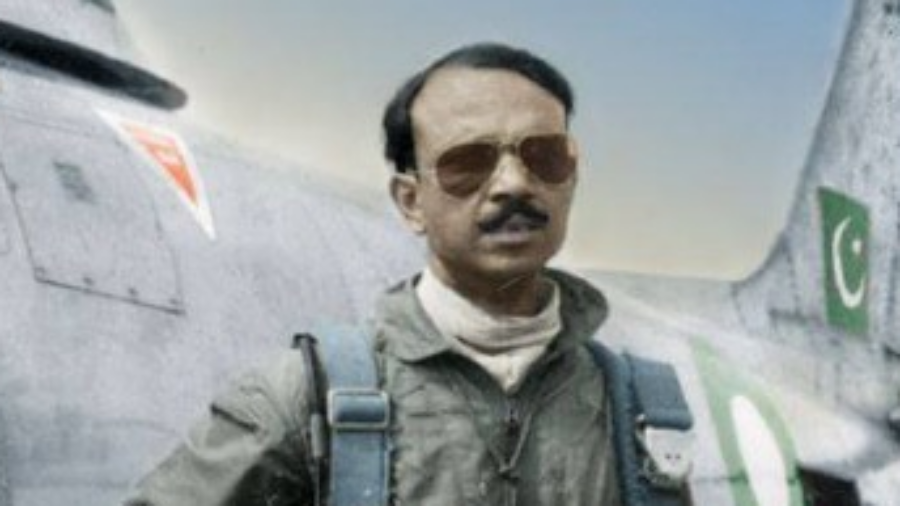 Military leadership pays tribute to national hero MM Alam on 11th anniversary