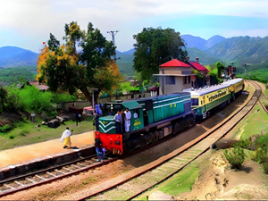 Safari Tourist Train' from Peshawar Cantt to Attock Khurd پشاور