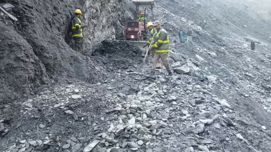 Road clearance operation continues in Lower Chitral after recent rains