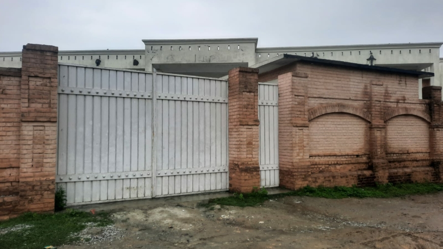 Mardan, Girls Higher Secondary School Khawaja Rishka was locked and closed by the owner