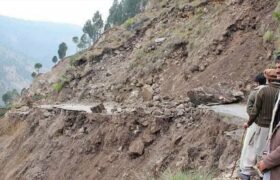 Naran-Kaghan road closed