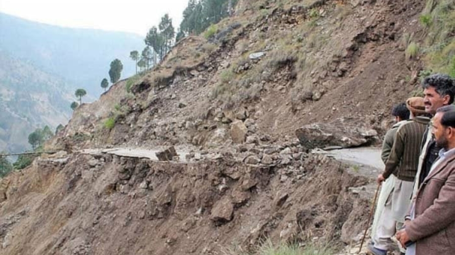 Naran-Kaghan road closed