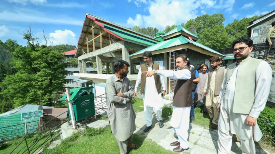 Abbottabad: Tourism advisor visits Guliyat, instructions to end encroachments immediately