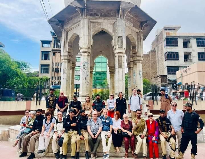 Visit of foreign tourists to historical places of Peshawar