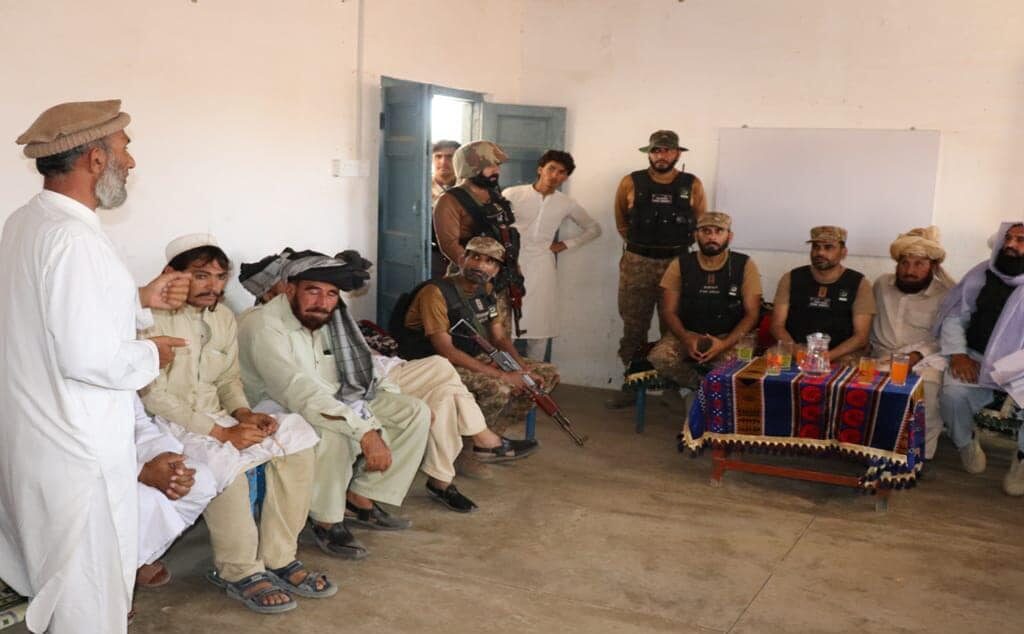 Laki Marwat: Peace Jirga between Pakistan Army and local leaders