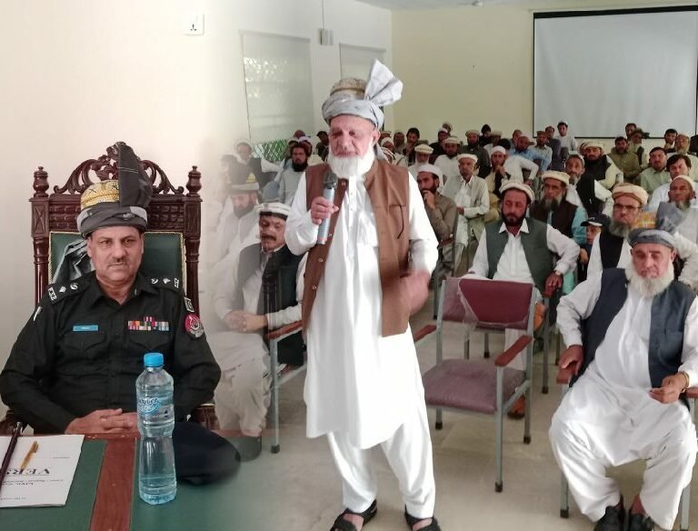 Orakzai: Grand Jirga with Orakzai leaders presided over by District Police Chief