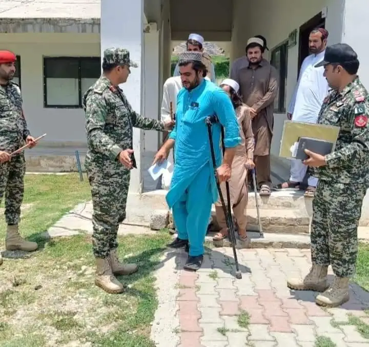 Commandant Orakzai Scouts distributed ration packages and financial assistance to the beneficiaries