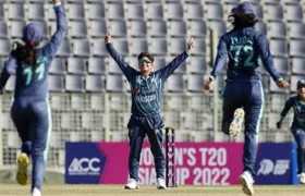 Pakistan and Sri Lanka will face each other in the semifinals of the Women's Asia Cup today