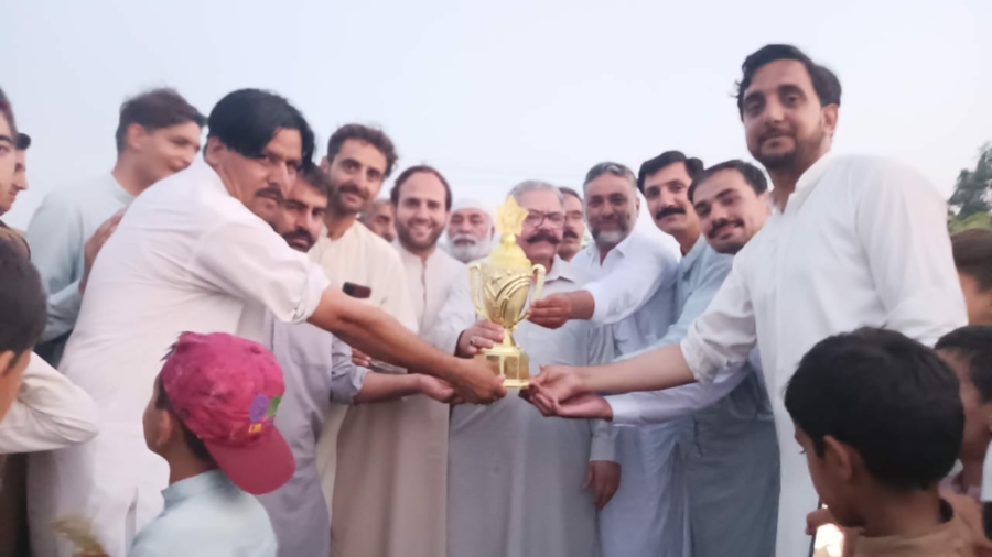 Abbottabad: Banda Sheikhan 11 won the final match of Tanveer Khan Memorial Cricket Tournament