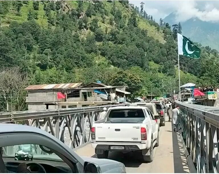 Balakot: The Kaghan highway was opened for the northern areas and Naran after 14 days