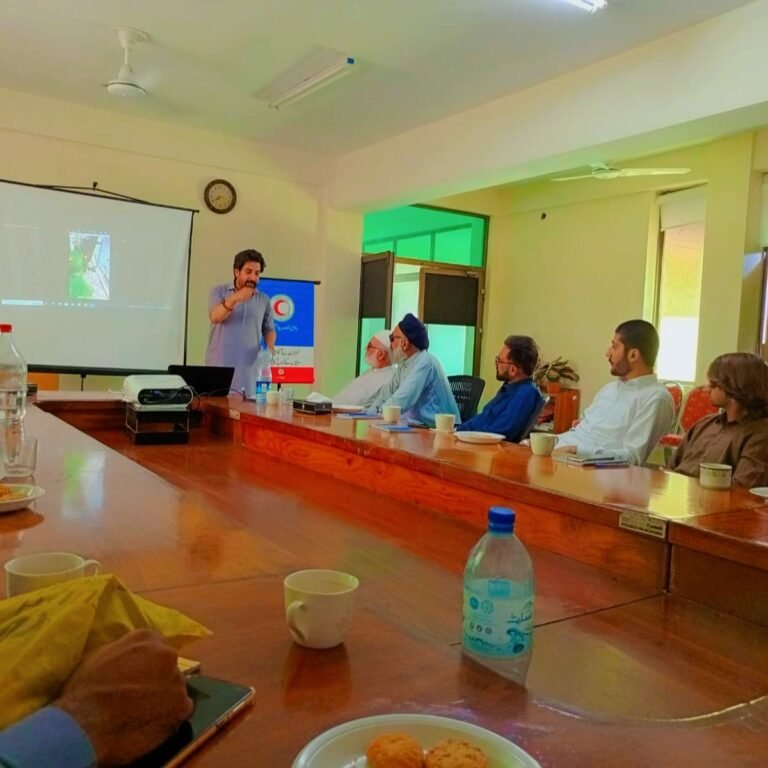 Swat: One-day awareness seminar on public accidents for journalists سوات