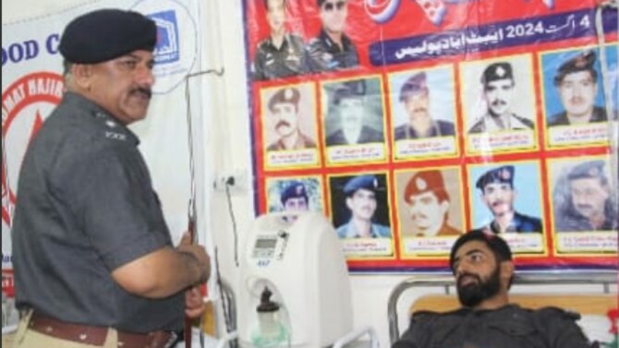 Abbottabad: Police Martyrs Day is being celebrated with great devotion and respect پولیس