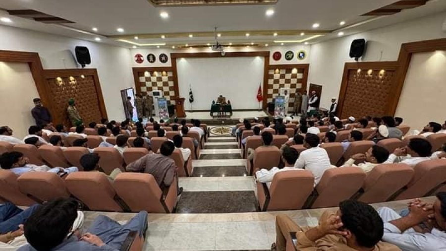 a-youth-jirga-was-organized-for-the-youth-of-bannu-and-kohat-division-in-kohat