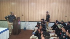 Mardan: Conducting weekly counseling sessions for personnel in police lines