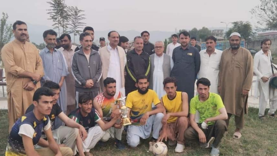 Organizing a dostana volleyball match