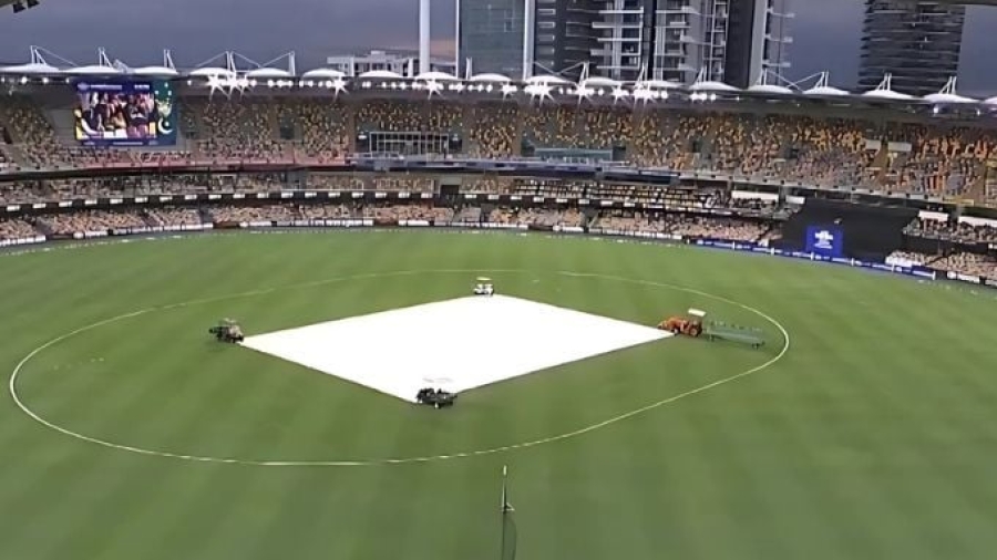 The first T20 match between Pakistan and Australia has been delayed due to rain