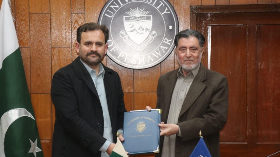 Research agreement signed between University of Peshawar and Italian University