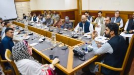 Peshawar: Important meeting regarding evacuation of Afghan refugees