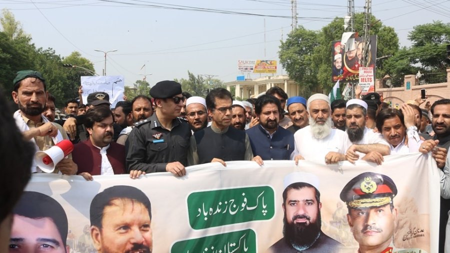 Mardan: Rally held to express solidarity with armed forces against Indian aggressio