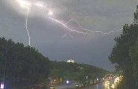 Chance of rain with strong winds, gusts and thunder in most districts of Khyber Pakhtunkhwa from tomorrow.