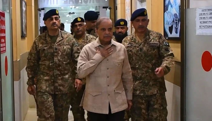 Prime Minister and Field Marshal visit flood affected areas