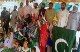 Mardan: A solemn ceremony was held in Government School Londkhor in connection with Independence Day "Battle of Right".