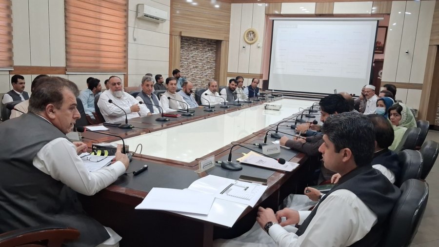 Regarding the immediate prevention of dengue, a meeting was held under the chairmanship of Commissioner Peshawar Division Riaz Khan Mehsud