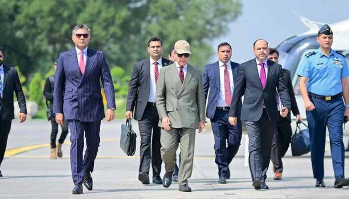 Islamabad: Prime Minister Shehbaz Sharif has left for Saudi Arabia on an official visit.