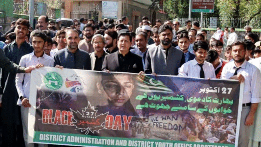 Rally held in Abbottabad to mark Kashmir Black Day