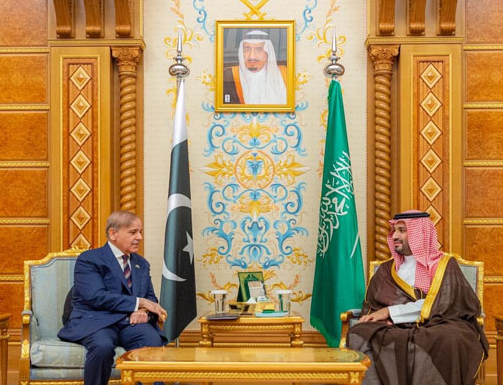 Pakistani Prime Minister Shahbaz Sharif meets Saudi Crown Prince Mohammed bin Salman in Saudi Arabia
