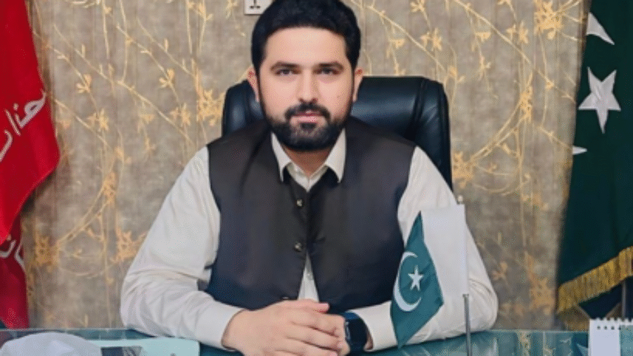 Meeting of the Chief Minister of Khyber Pakhtunkhwa with the families of personnel martyred in the Indian attack.