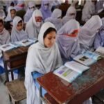 Issuance of written contracts to teachers in private schools made mandatory.