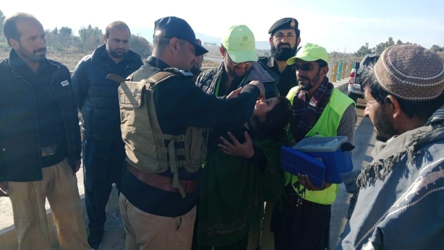 Under the leadership of the DPO Hangu, the polio campaign continues for the third day