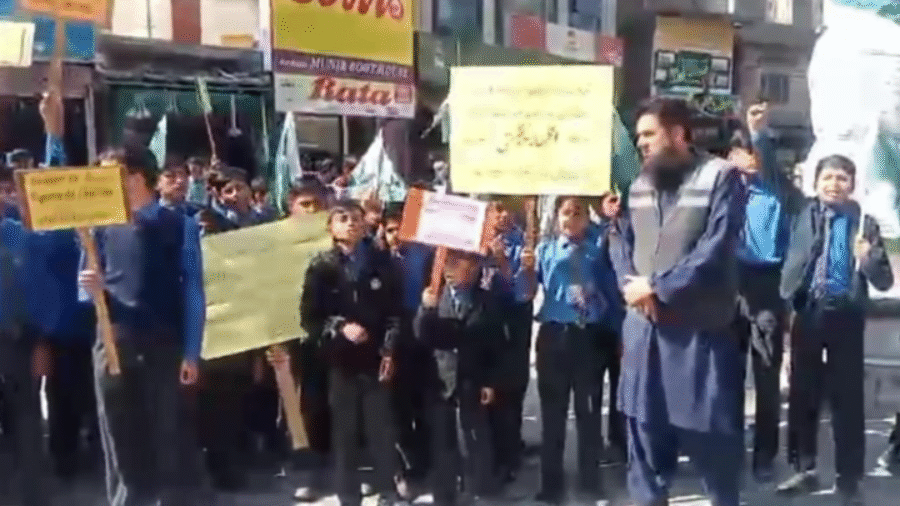 Abbottabad: Rally in support of Operation Ghazab-ul-Haq and the Pakistan Army.
