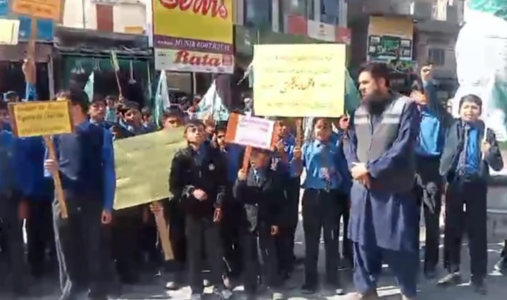 Abbottabad: Rally in support of Operation Ghazab-ul-Haq and the Pakistan Army.