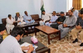 DPO Tank consults with scholars and elders on peaceful conduct of Muharram-ul-Haram