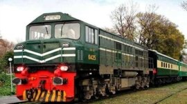 pakistan-railways-introduces-second-upgraded-rack-of-awam-express