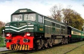 pakistan-railways-introduces-second-upgraded-rack-of-awam-express